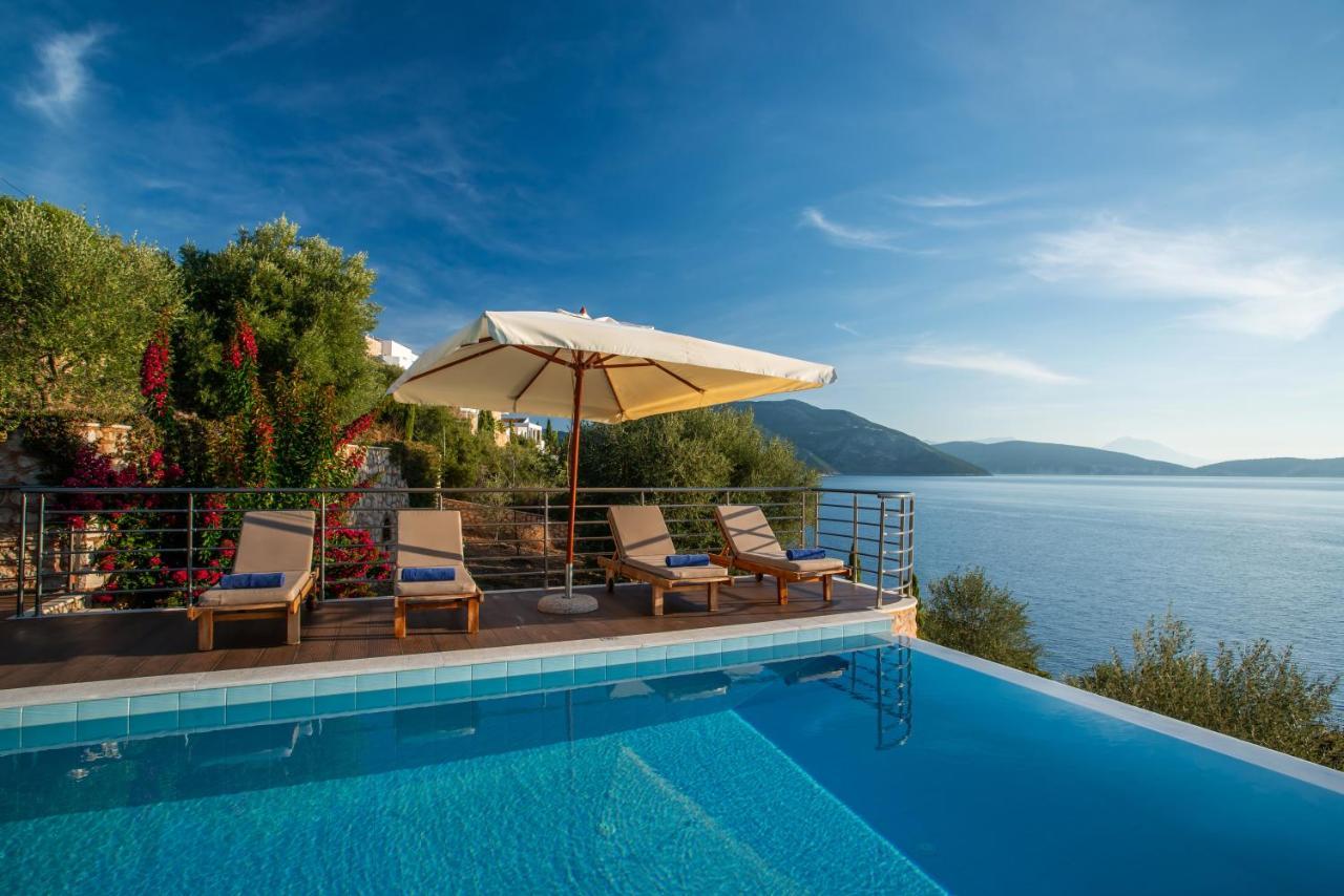 Iris Villas Lefkada - Marine Villa With Private Sea Access Sývota Eksteriør bilde