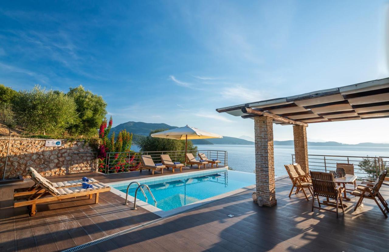 Iris Villas Lefkada - Marine Villa With Private Sea Access Sývota Eksteriør bilde