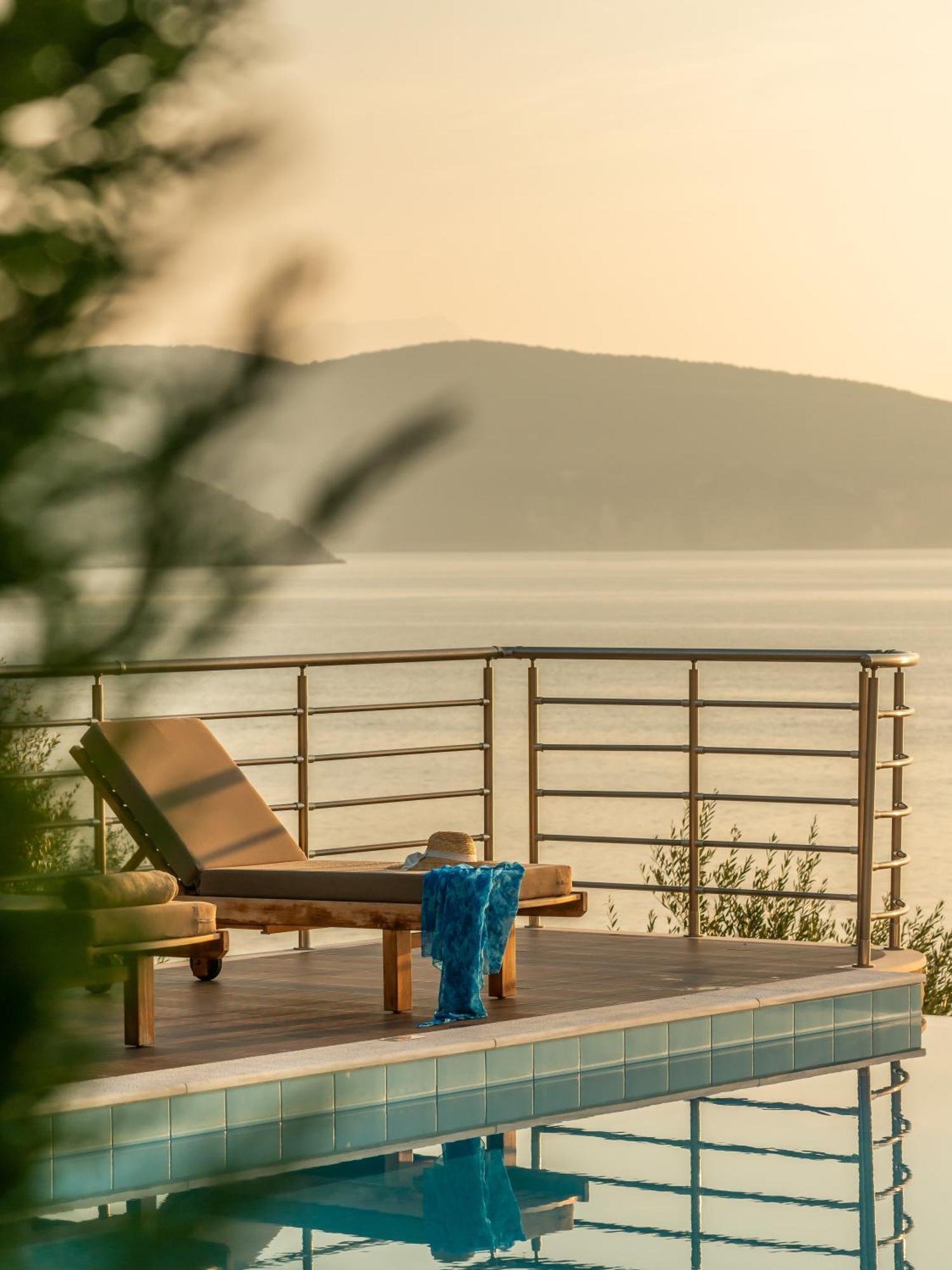 Iris Villas Lefkada - Marine Villa With Private Sea Access Sývota Eksteriør bilde