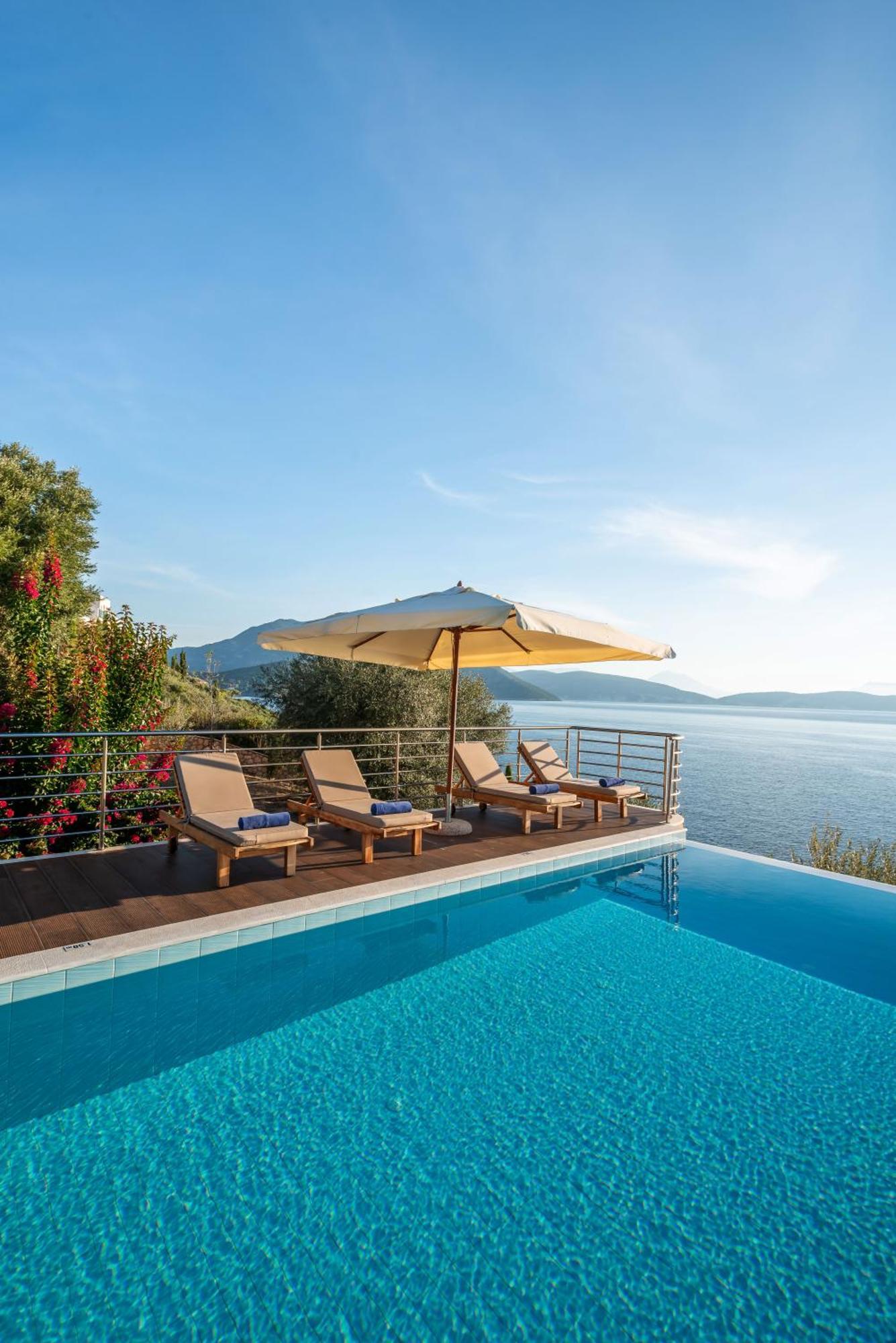 Iris Villas Lefkada - Marine Villa With Private Sea Access Sývota Eksteriør bilde